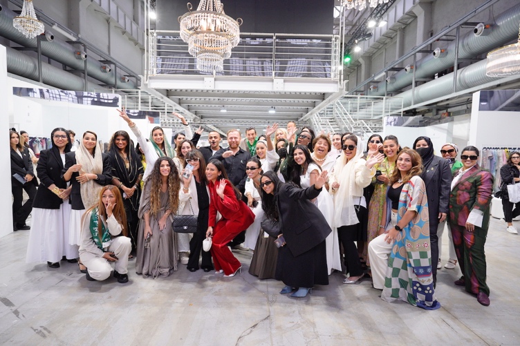 Saudi 100 Brands White  Milan