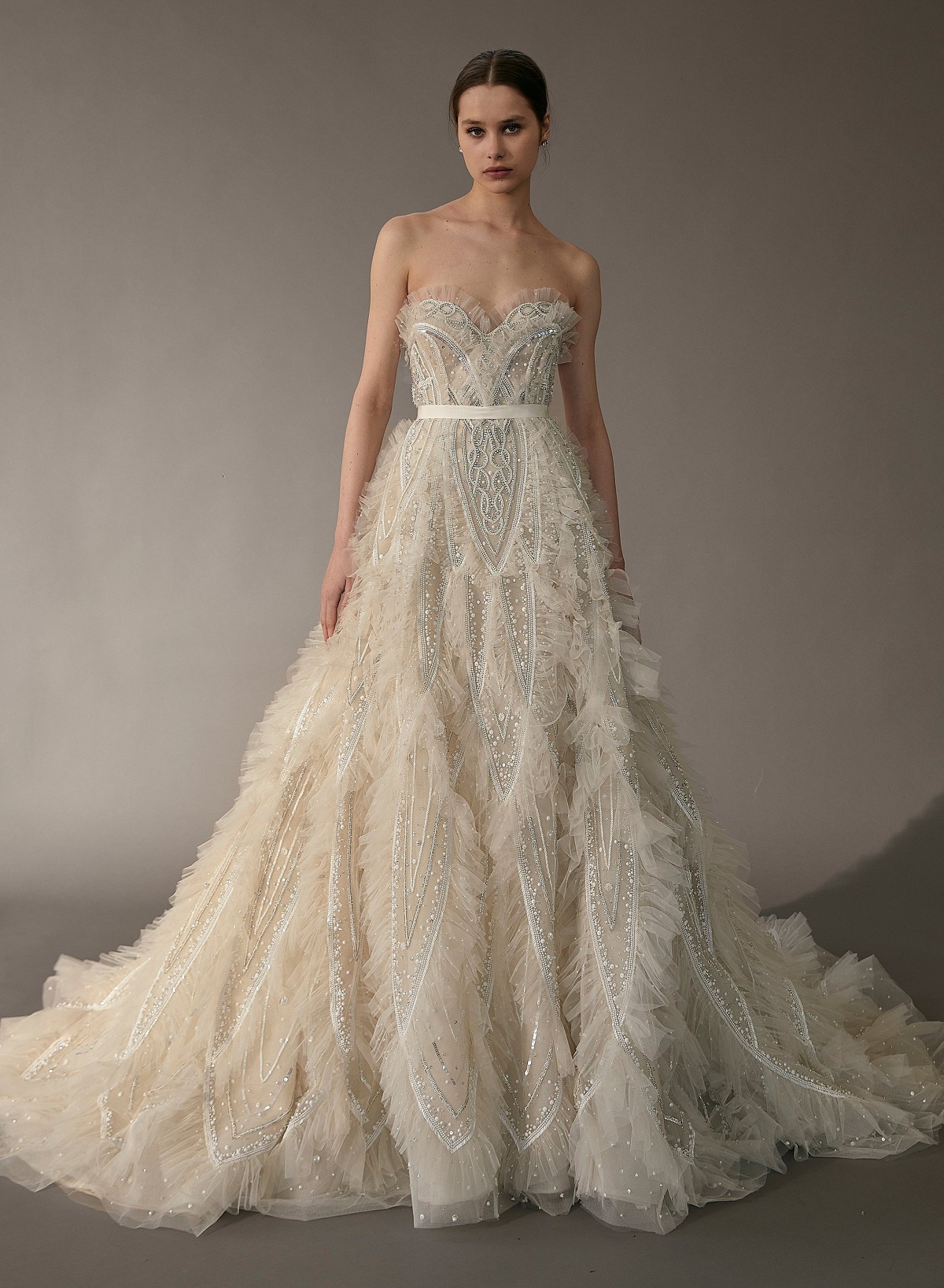 ELIE SAAB BRIDAL SPRING 2023 - Perfect Wedding Magazine