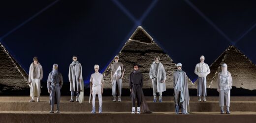 DIOR´S STARRY MAGIC IN EGYPT