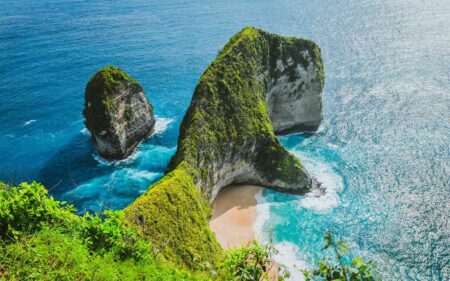 top luxury resorts in Bali