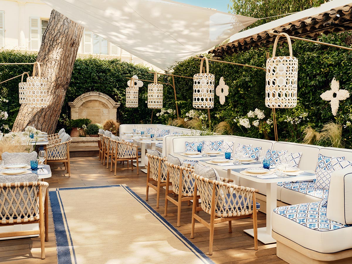 Louis Vuitton''s Surf-Themed Pop-Up is a Mini Tropical Vacation